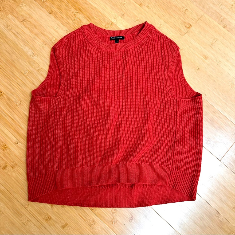 Banana Republic Red Sleeveless Women's Sweater XL